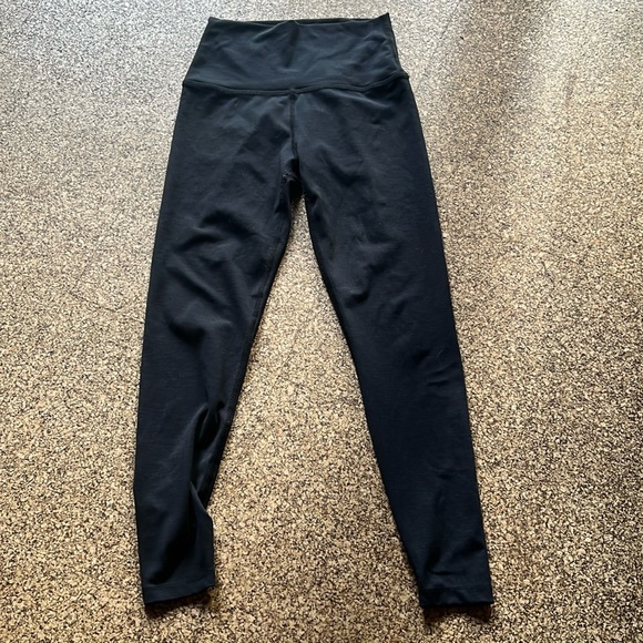 Beyond Yoga ribbed ankle length (slight crop) size M GUC - Picture 1 of 5